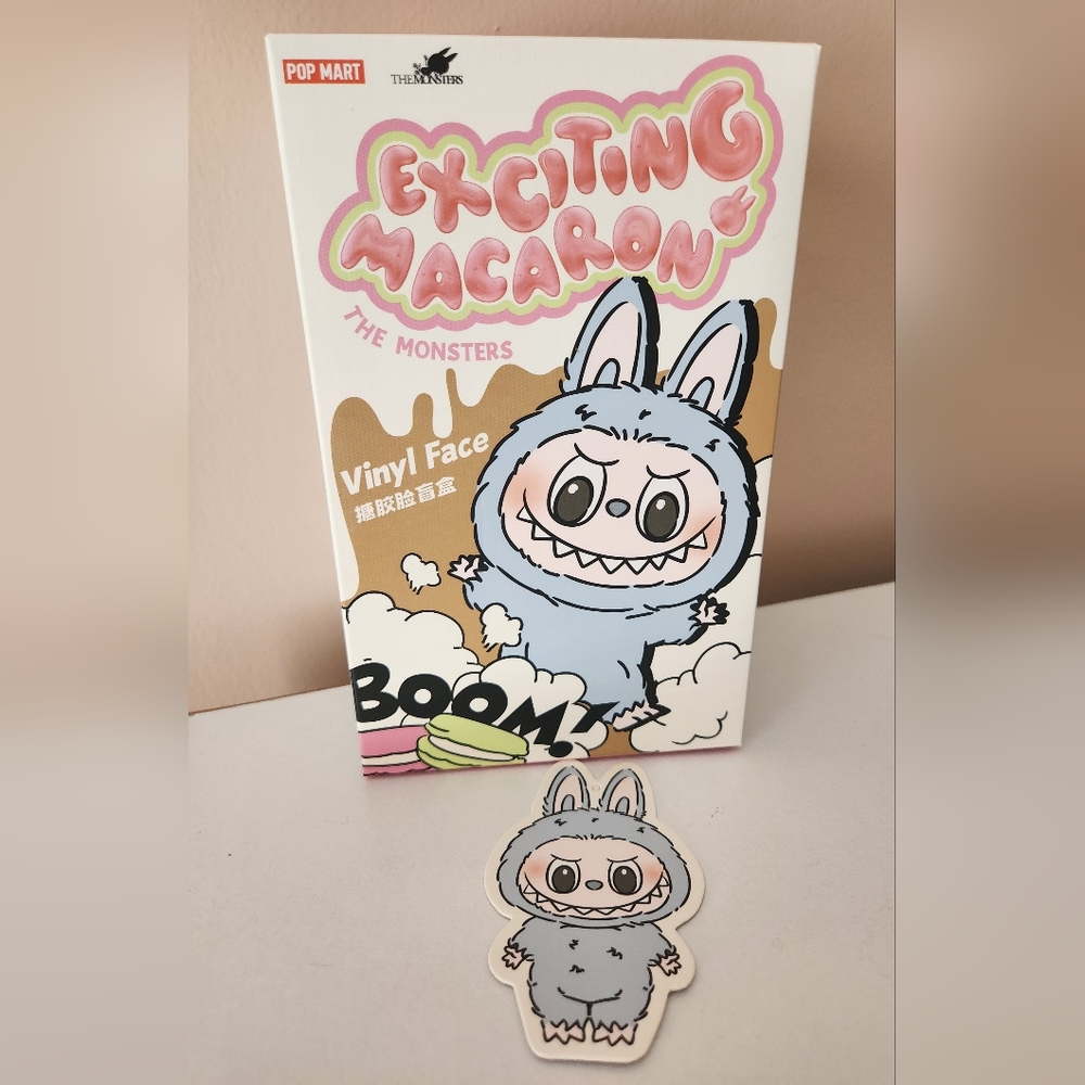 Exciting Macaron Labubu -Sea Salt Coconut